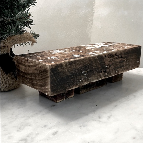 Rustic Wood Snowflake Riser Display Tray - Picture 5 of 9